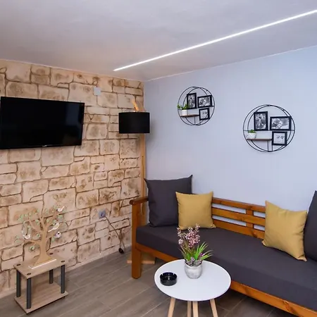 Mini Bella Holiday home